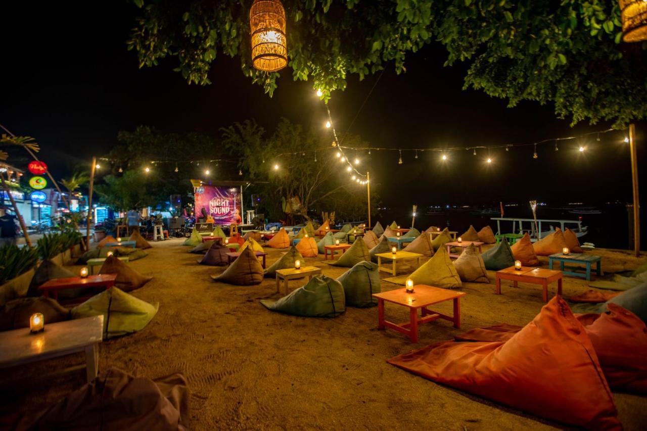 Gili Sands Hotel & Bar Gili Trawangan Exterior photo
