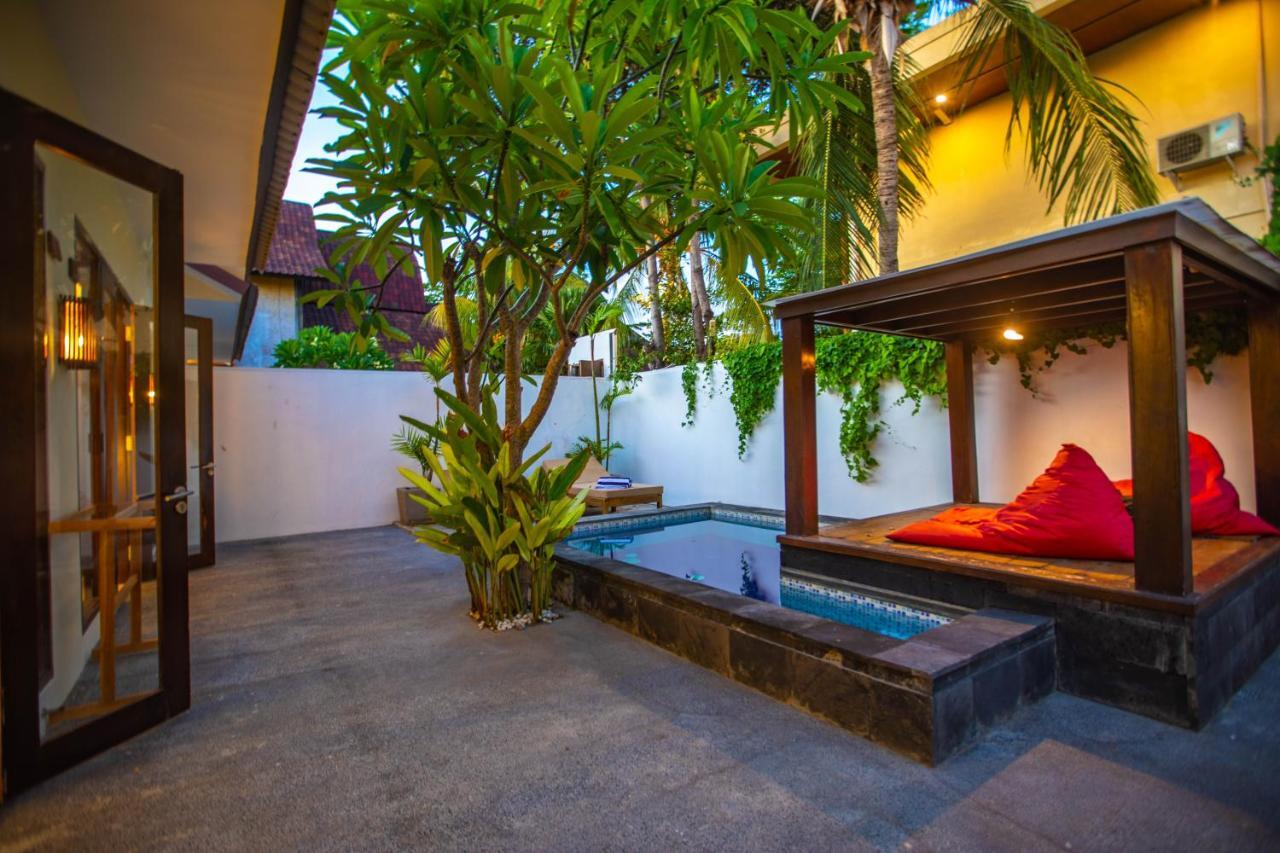 Gili Sands Hotel & Bar Gili Trawangan Exterior photo