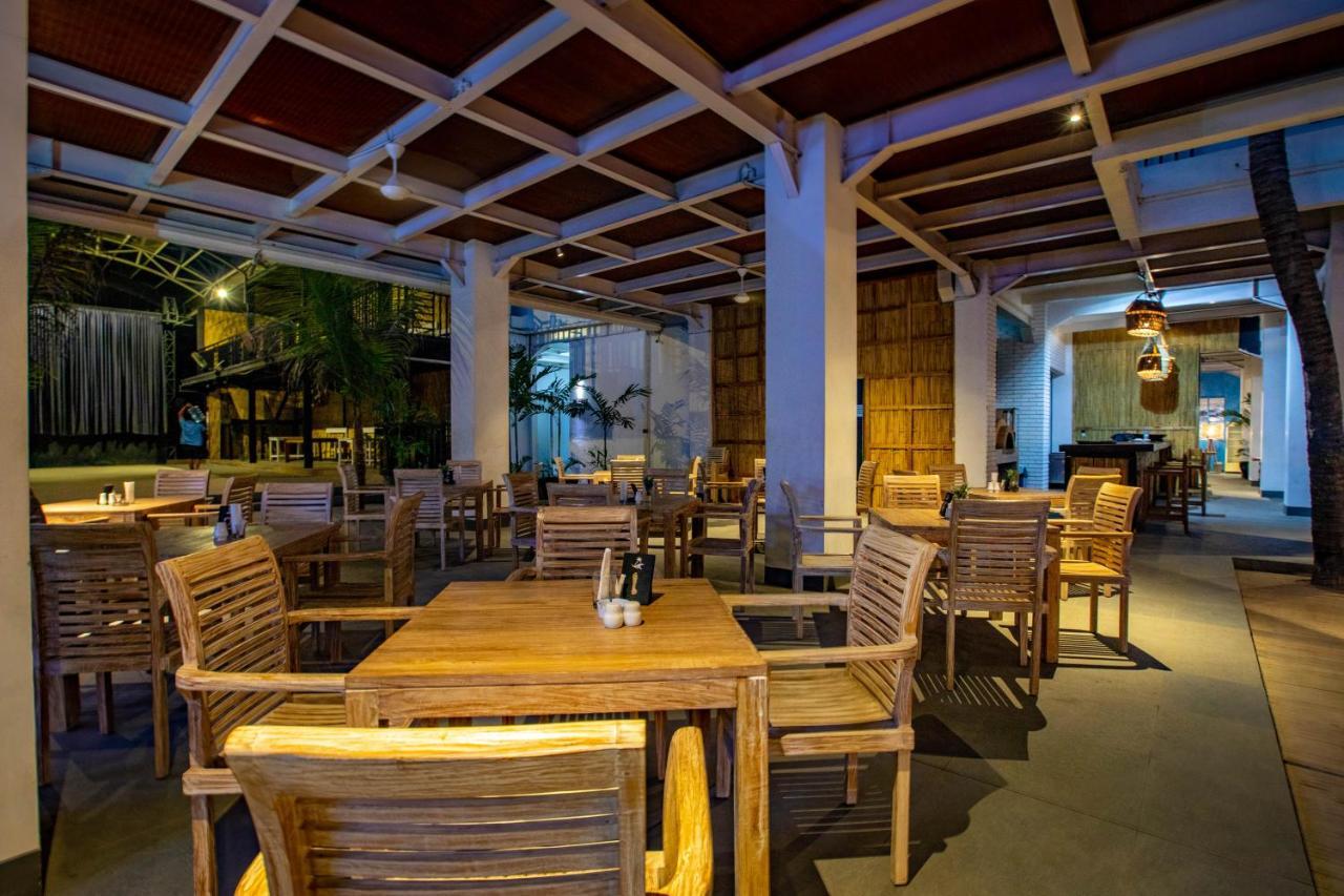 Gili Sands Hotel & Bar Gili Trawangan Exterior photo